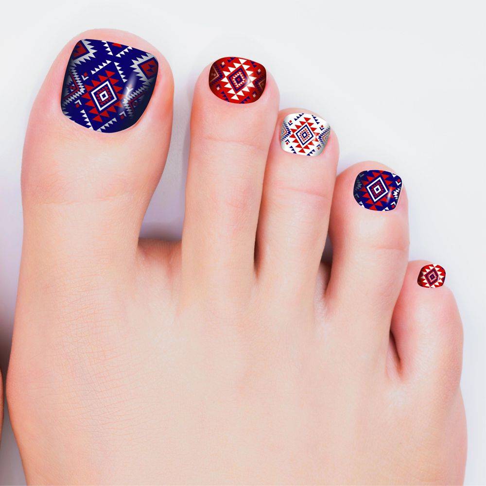 aztec toe nail design